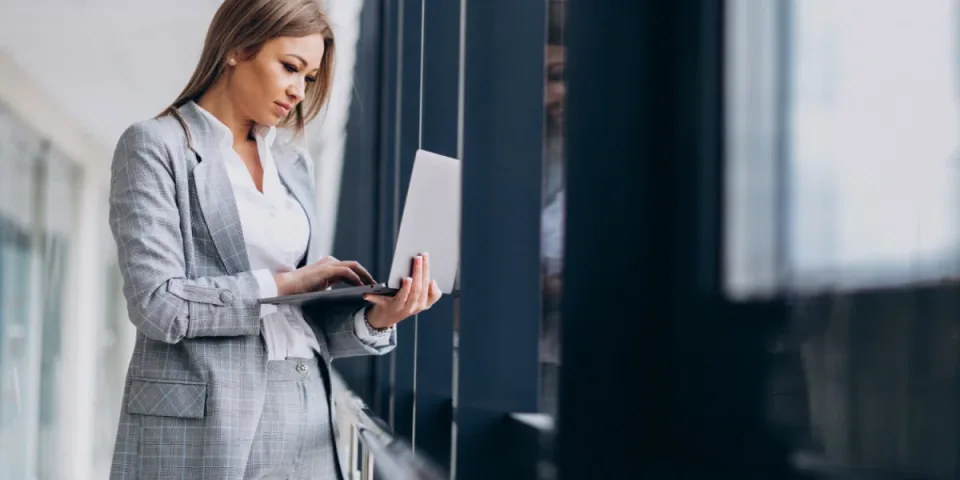 Jak działa rejestr opakowań w Holandii — praktyczny przewodnik dla producentów i e‑commerce